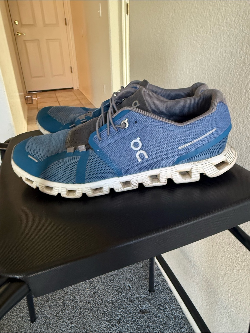On Running Men’s Athletic Shoes in Blue and Gray